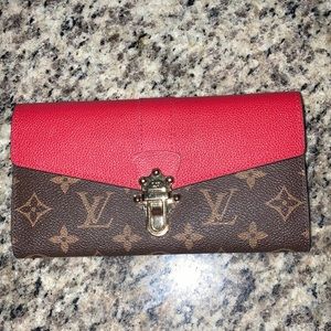 COPY - Brand new wallet